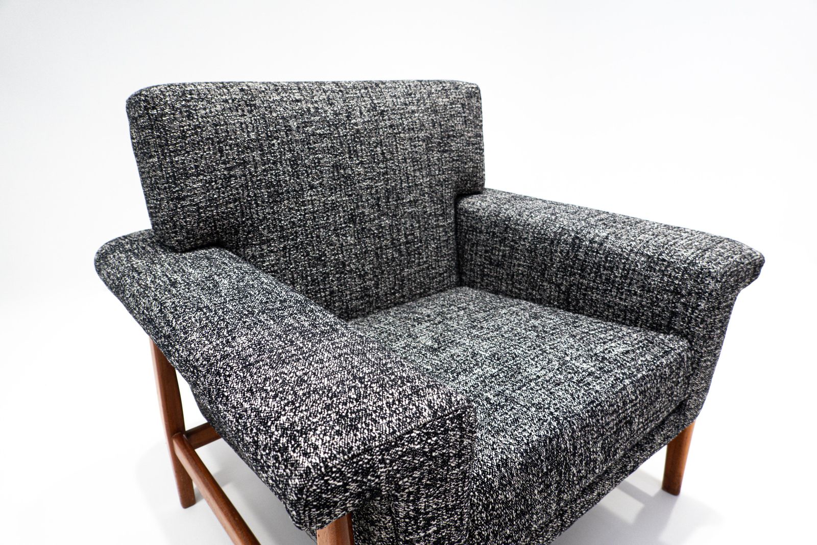 photo furniture Mid Century Modern Pair Of Armchairs, Grey, Teak, Italy, 1960s   New Upholstery