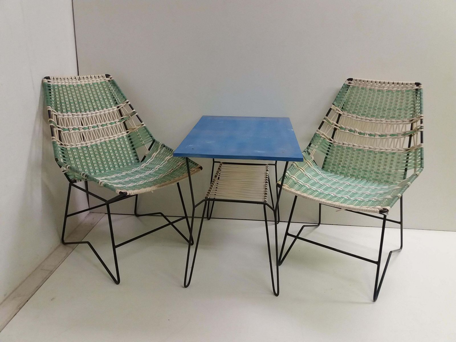 photo for sale Paar Gevlochten Fauteuils + Vertex Tafel, Tsjecho Slowakije, 1960