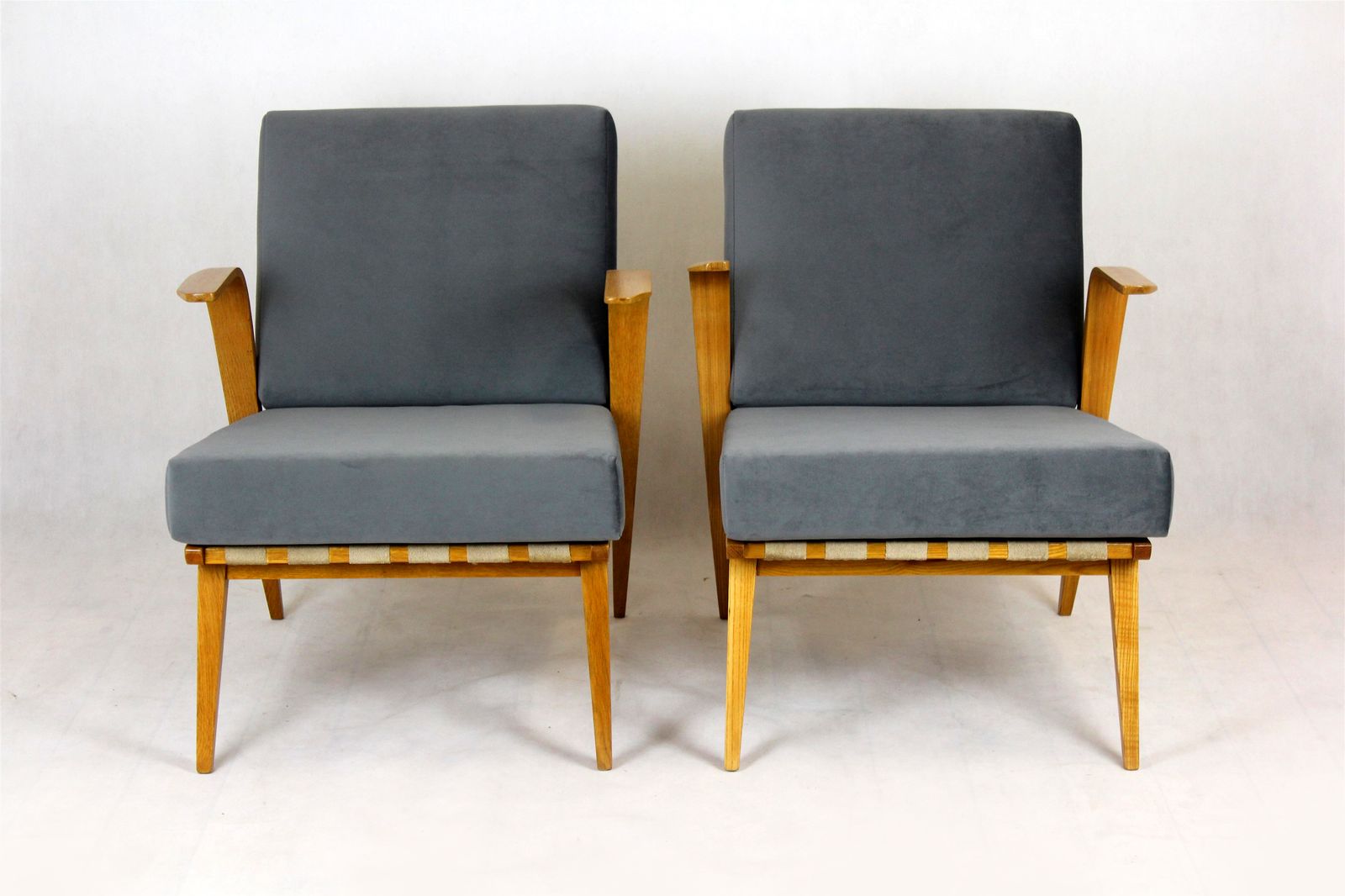 Mid Century Bentwood Armchairs From Drevozpracujici Druzstvo, 1962, Set Of 2 photo for sale