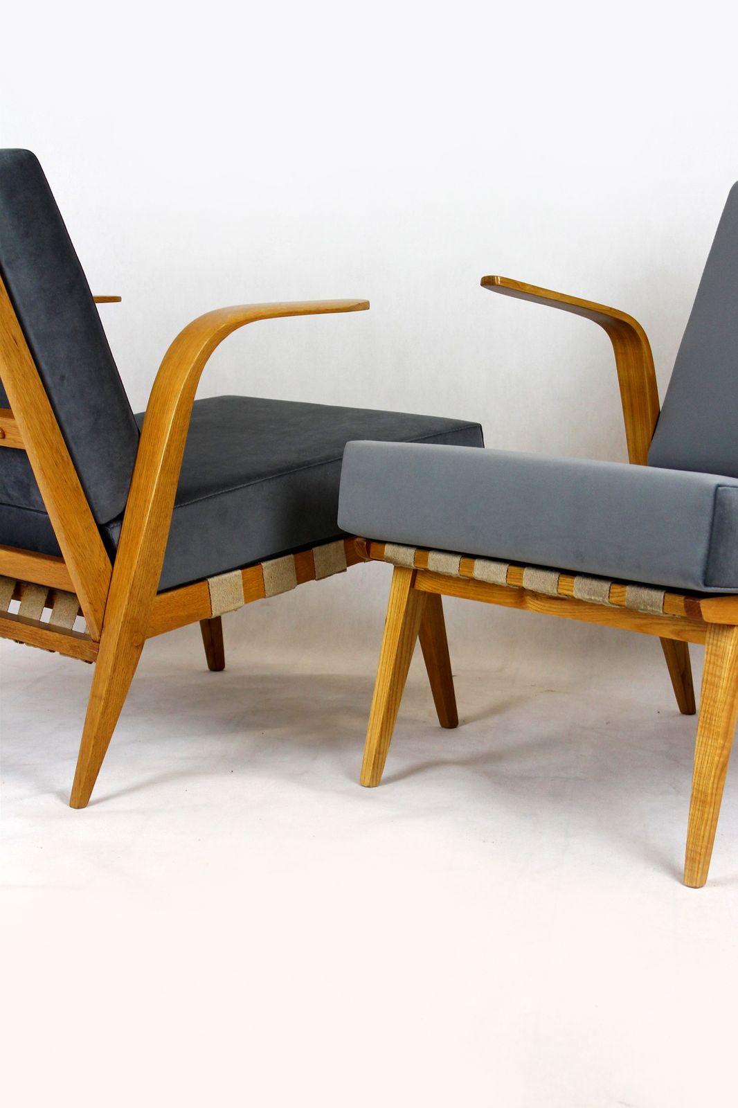Mid Century Bentwood Armchairs From Drevozpracujici Druzstvo, 1962, Set Of 2 photo Furniture