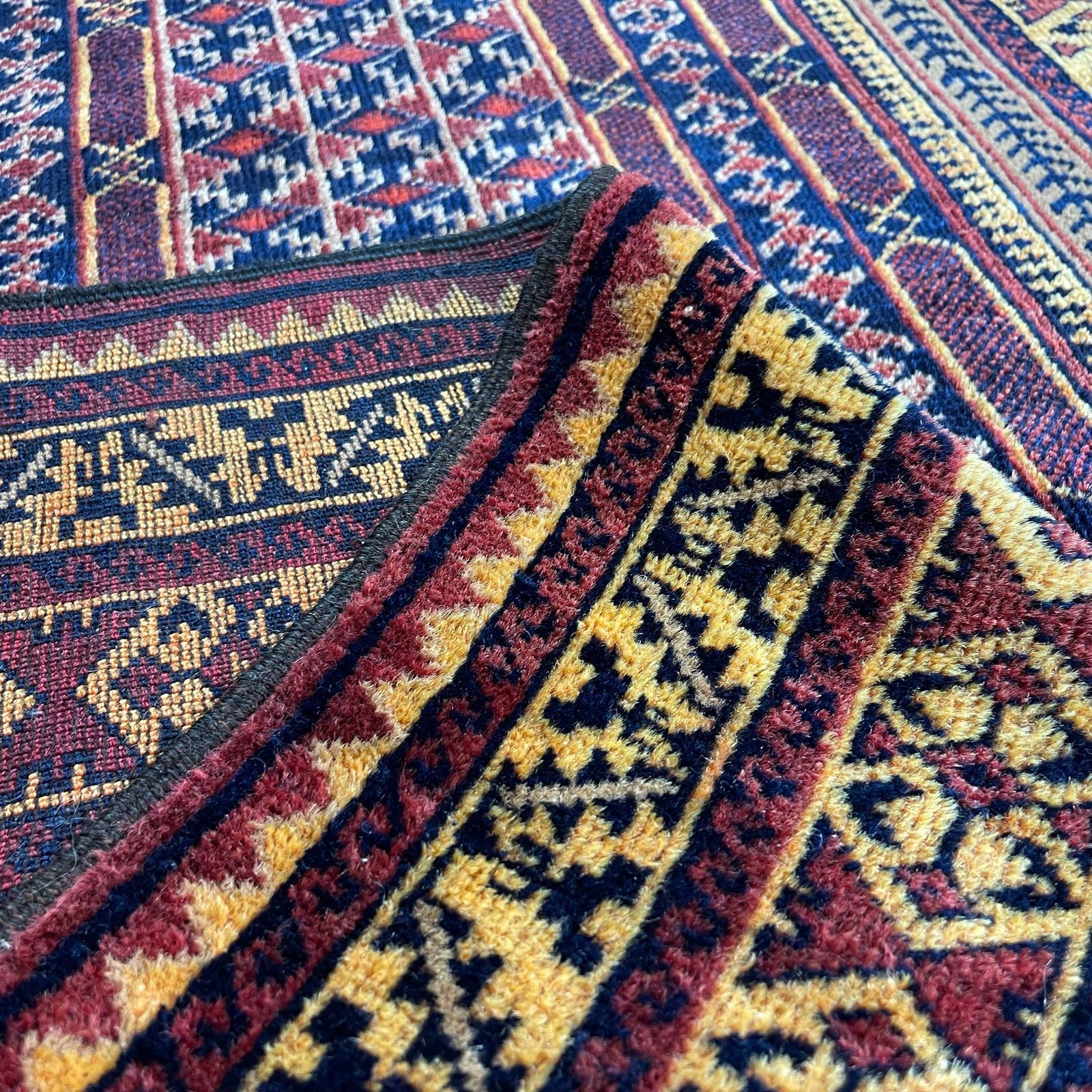 photo furniture Afghan Belouch Rug ,Feiner Handgeknüpfter Orientteppich Afghan Belutsch Teppich
