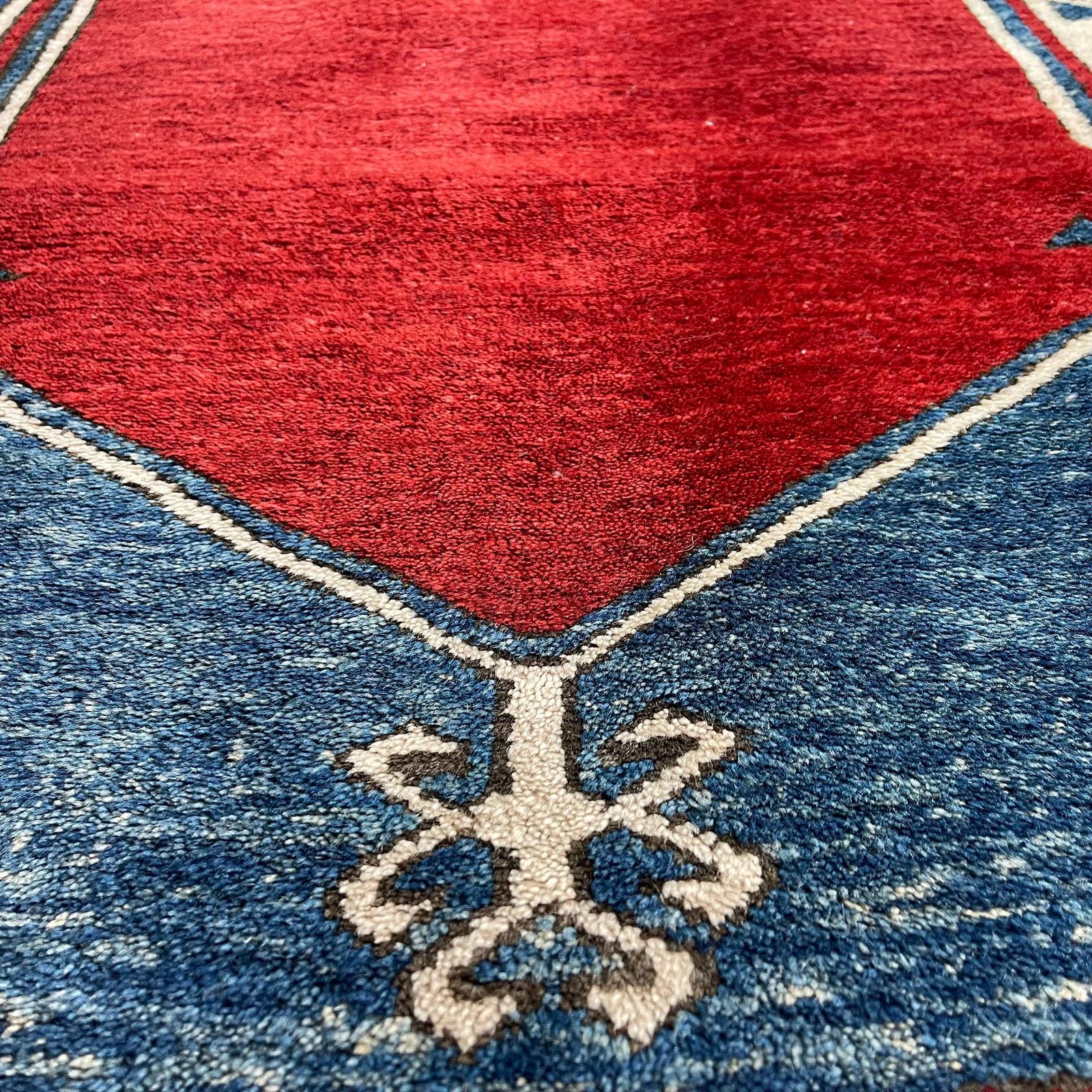 Afghan Kazak Rug ,Feiner Handgeknüpfter Orientteppich Afghan Kazakteppich photo vintage