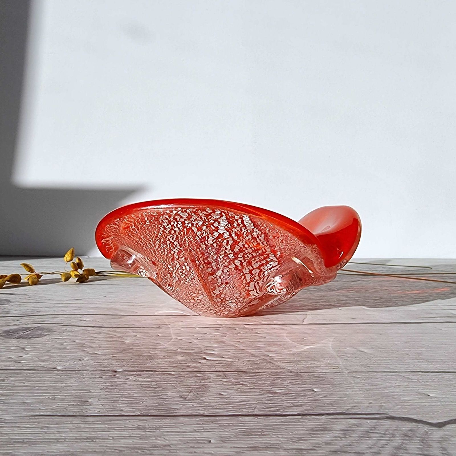 photo furniture Murano Vetro Artistico Veneziano Candy Apple And Silver Avventurine Cased Sculptural Dish, 1960s 70s