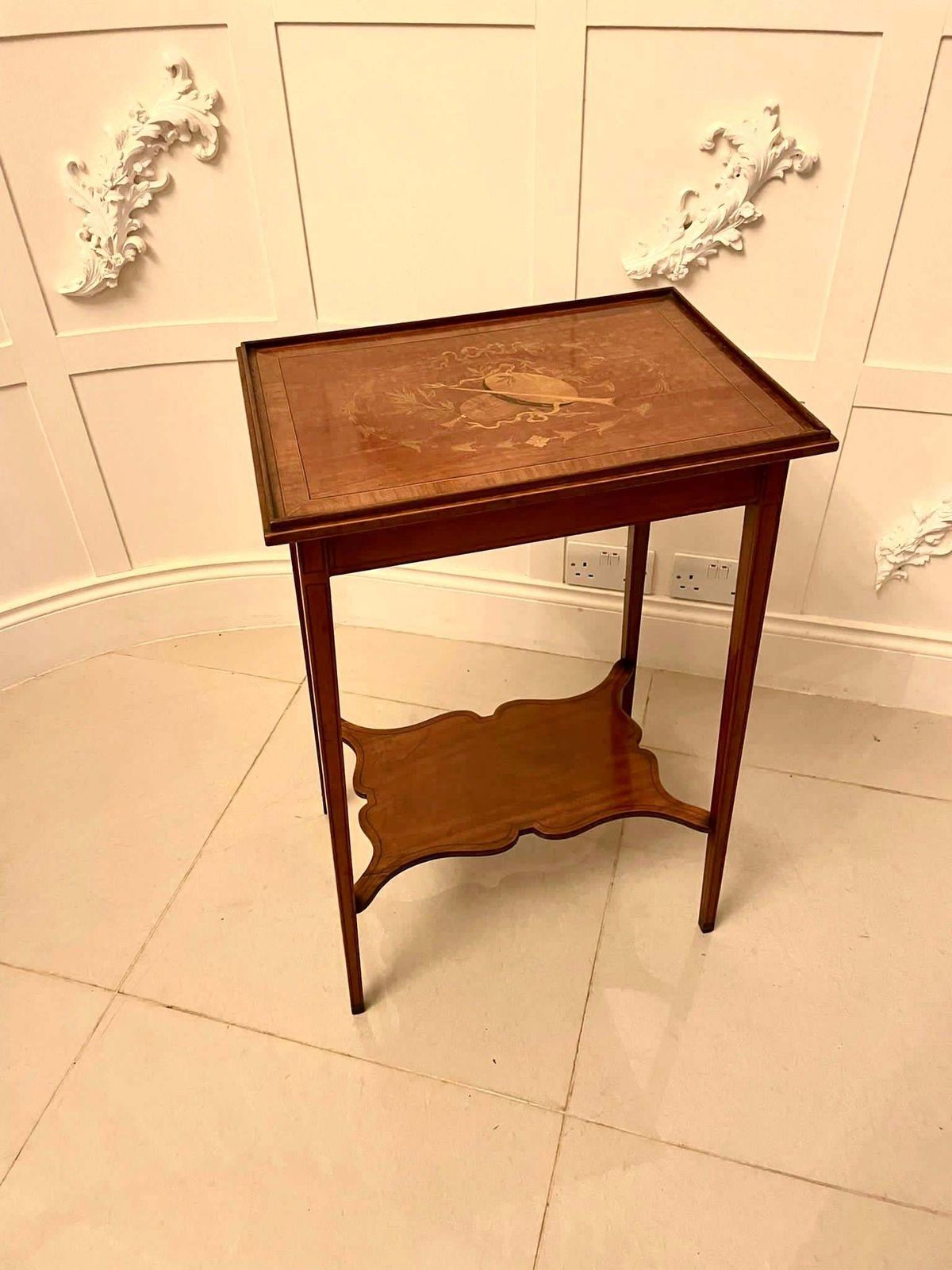 Fine Quality Antique Edwardian Satinwood Inlaid Lamp Table photo for sale