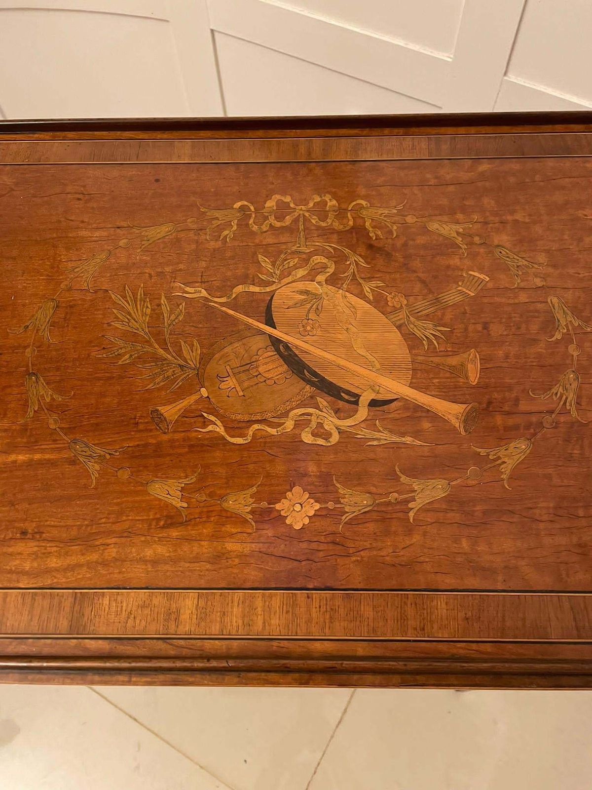 Fine Quality Antique Edwardian Satinwood Inlaid Lamp Table photo vinterior