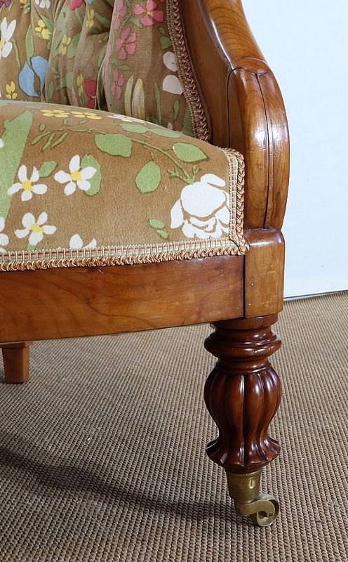photo vintage Small Cherry Wood Wing Sofa, Restoration Period, Early 19th Century
