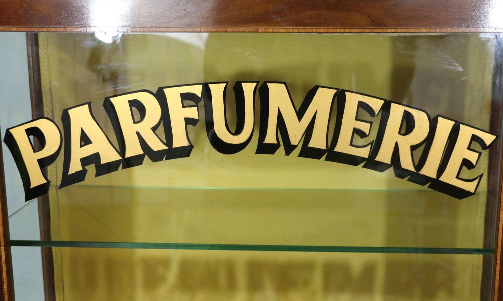 A Lovely French 20th Century Display Cabinet Or Vitrine In The Louis XV Style. photo buy