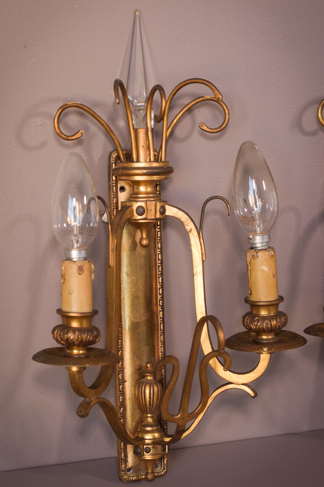 Klassiek Paar Wandlampen Van Hoge Kwaliteit photo furniture