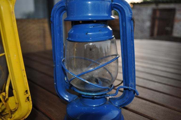 Yellow And Blue Oil Lamp ,Vintage Kerosene Lantern photo Lighting
