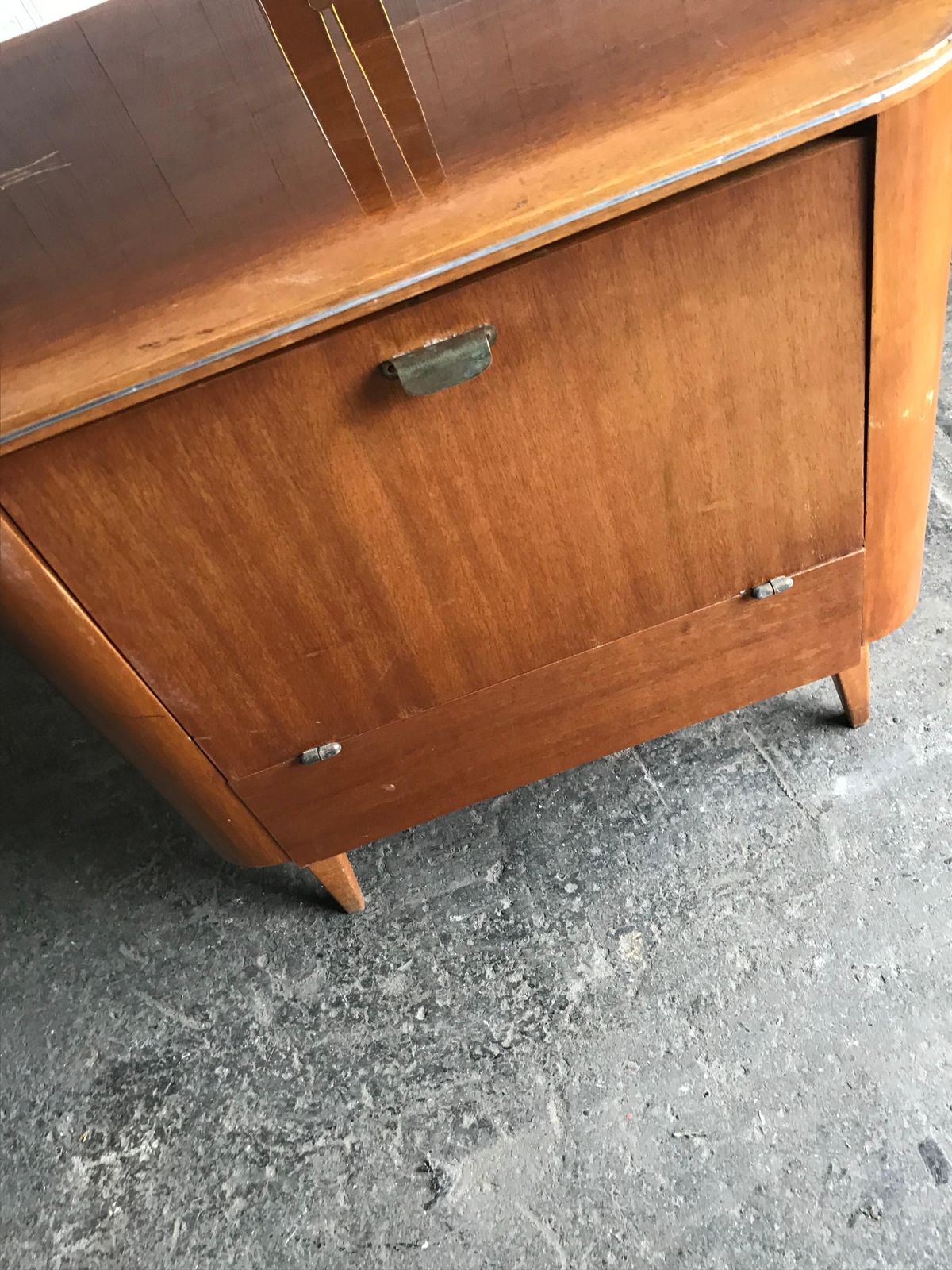 Art Deco 1950s Walnut Drinks Bar Cocktail Liquor Cabinet With Lamp Stand photo for sale