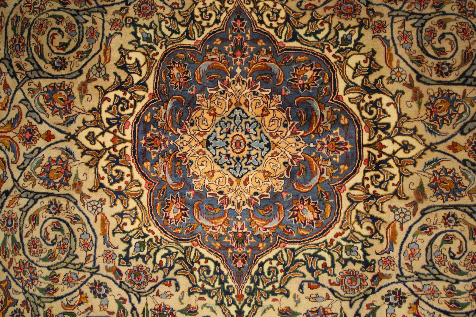 Handwoven Oriental Area Rug Traditional Ivory Living Room Rug  290x390cm photo for sale