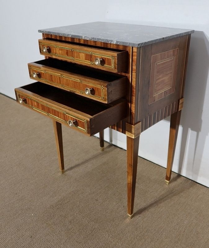 photo vinterior Small Coffee Table In Precious Wood, Louis XVI – Early 19th Century