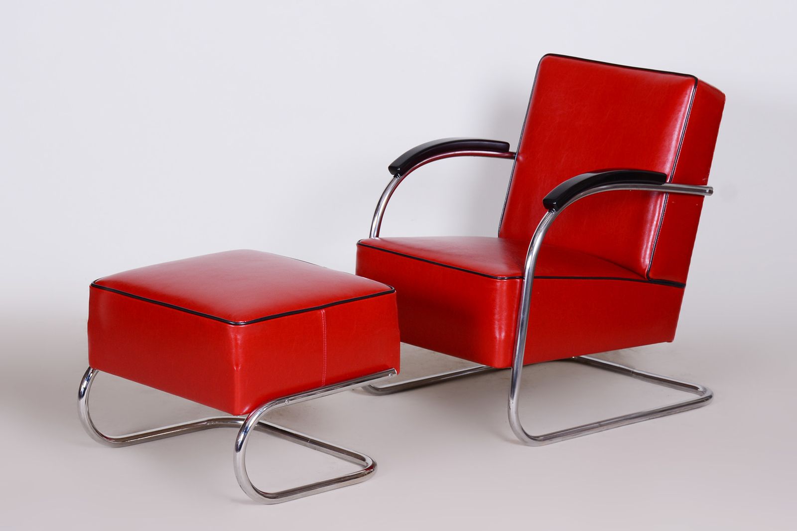 Red Mucke Melder Armchair Set  1930s Czechia photo 1850.0