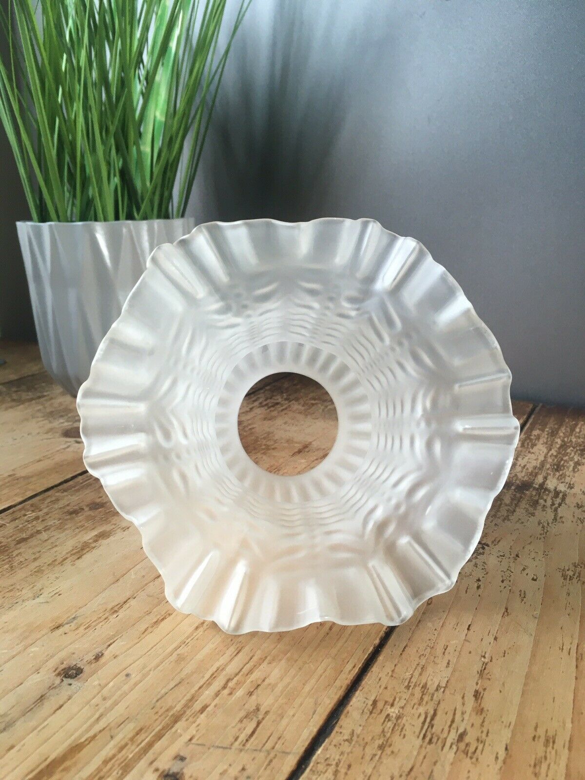 Art Nouveau French Frosted Satin Glass Ruffled Edge Light Lamp Shade Deco photo 50.0