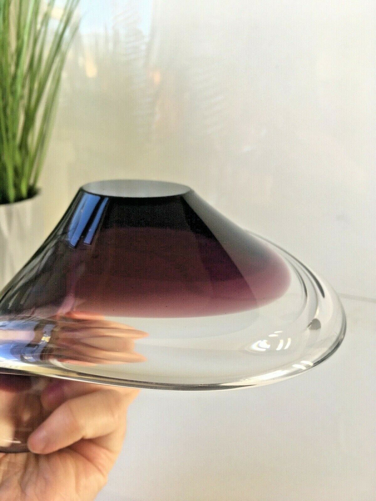 Mid Century Swedish Flygsfors Aubergine Freeform Art Glass Bowl   Paul Kedelv photo vintage