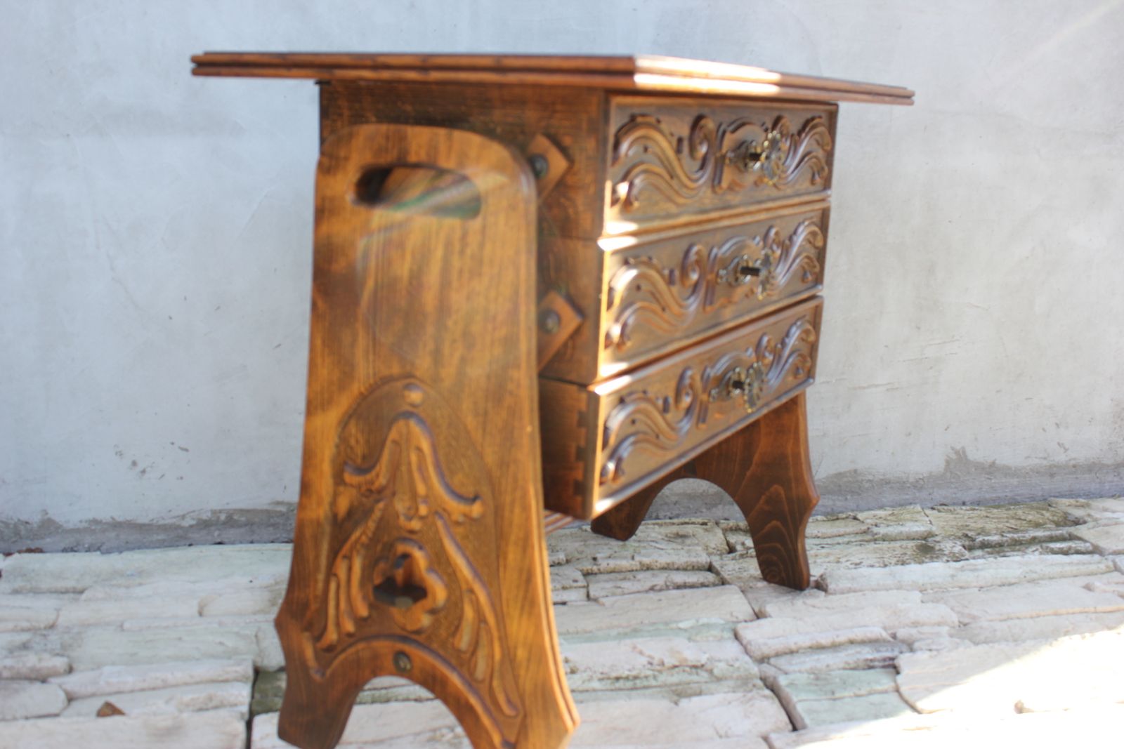 510.0 Carved Wood Sewing Cabinet With Accordion Drawers Portable Furniture photo
