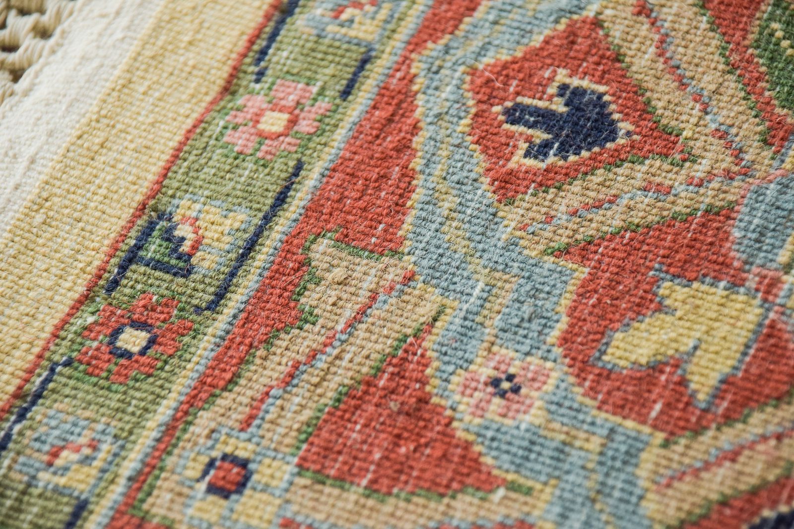 photo buy Magnificent Large Handwoven Rug Liberty & Co/Art Nouveau Style