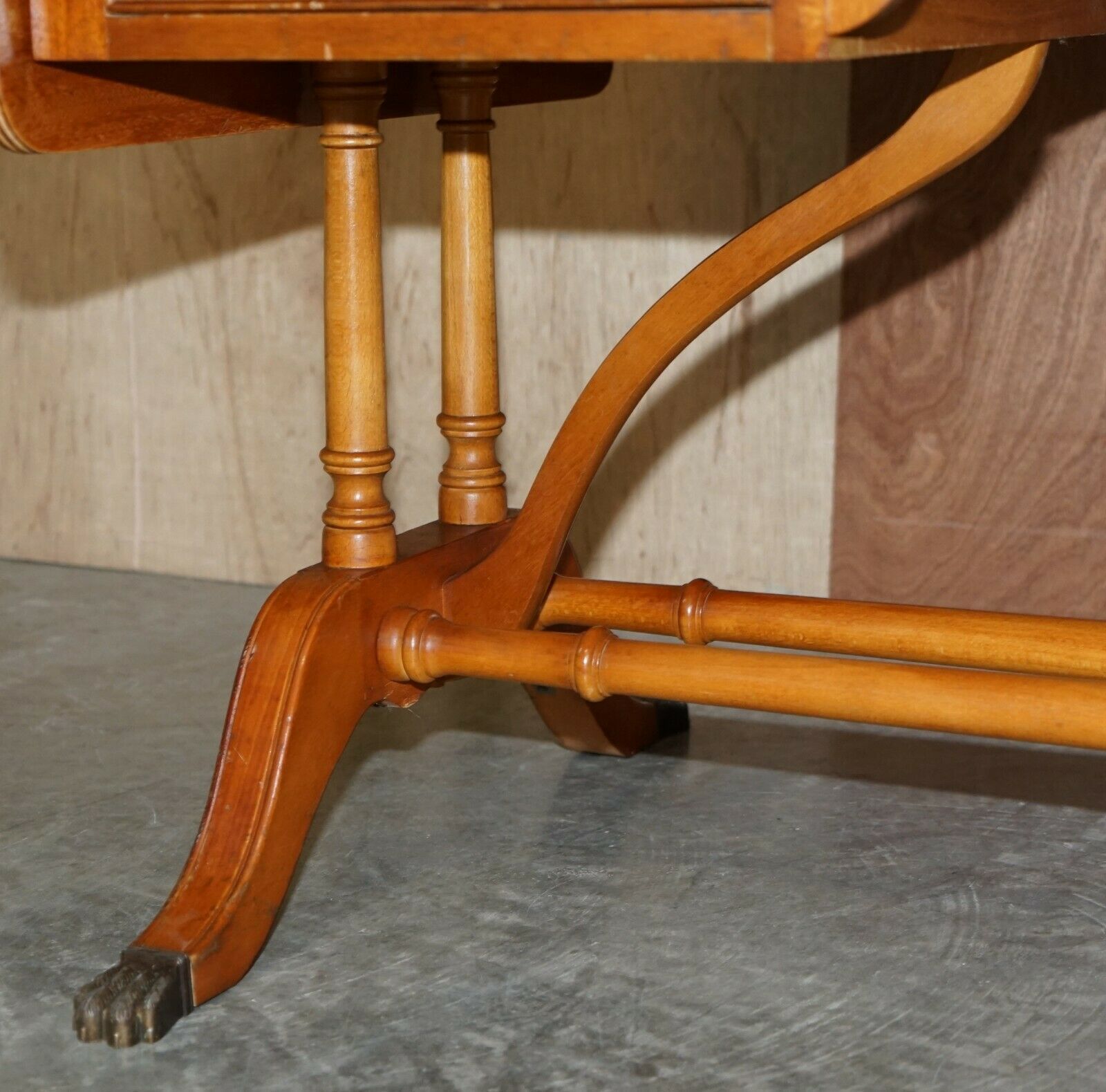 Extending Writing Table Desk, Burr Yew Wood Brown Leather Gold Leaf Embossed Top photo vinterior