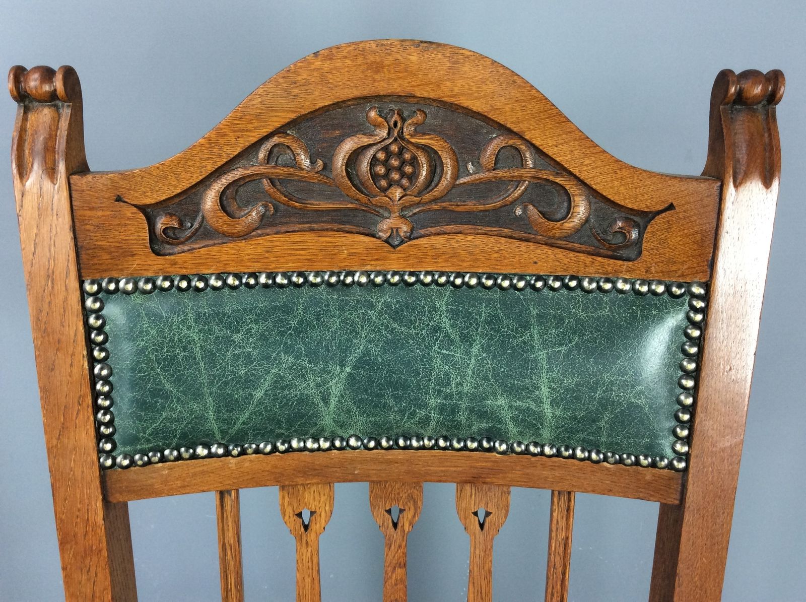 photo furniture Arts And Crafts Armchair Attributed To Shapland & Petter 1900s