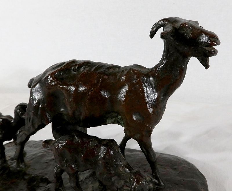 Bronze "Goat And Its Kids" By A.Bitter, 1st Part Of The 20th Century photo vintage