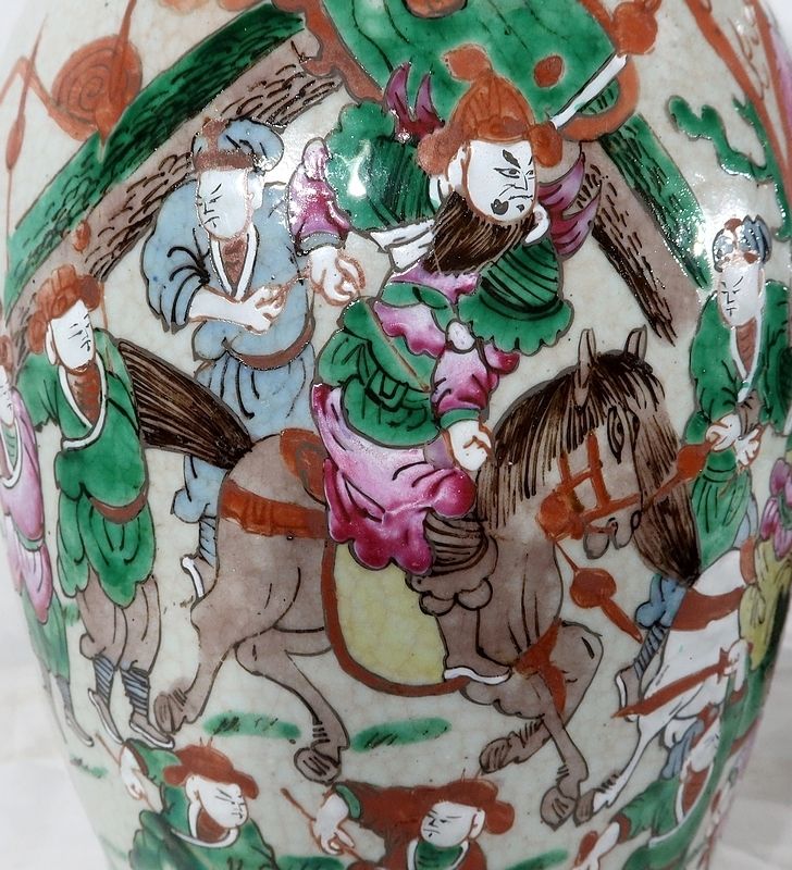 photo vinterior Pair Of Nanking Porcelain Vases, China   Late 19th Century