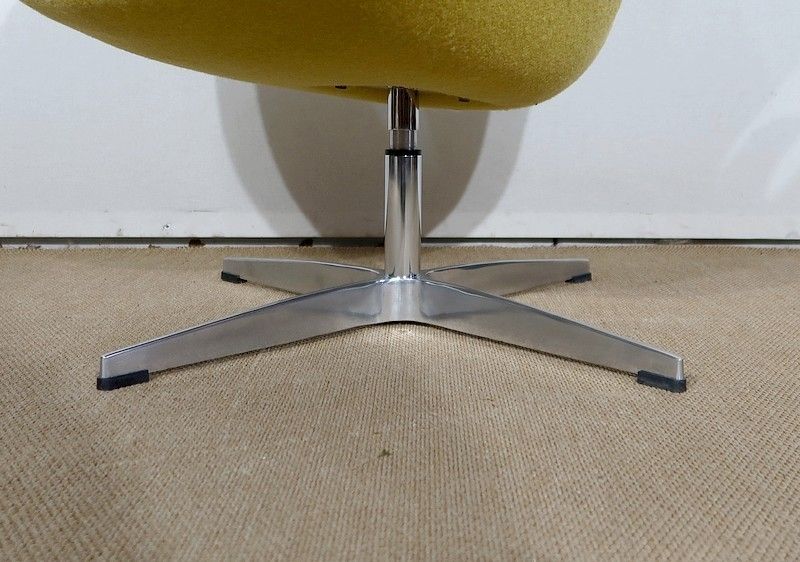 photo vinterior Swan Armchair, After A. Jacobsen – 1970s