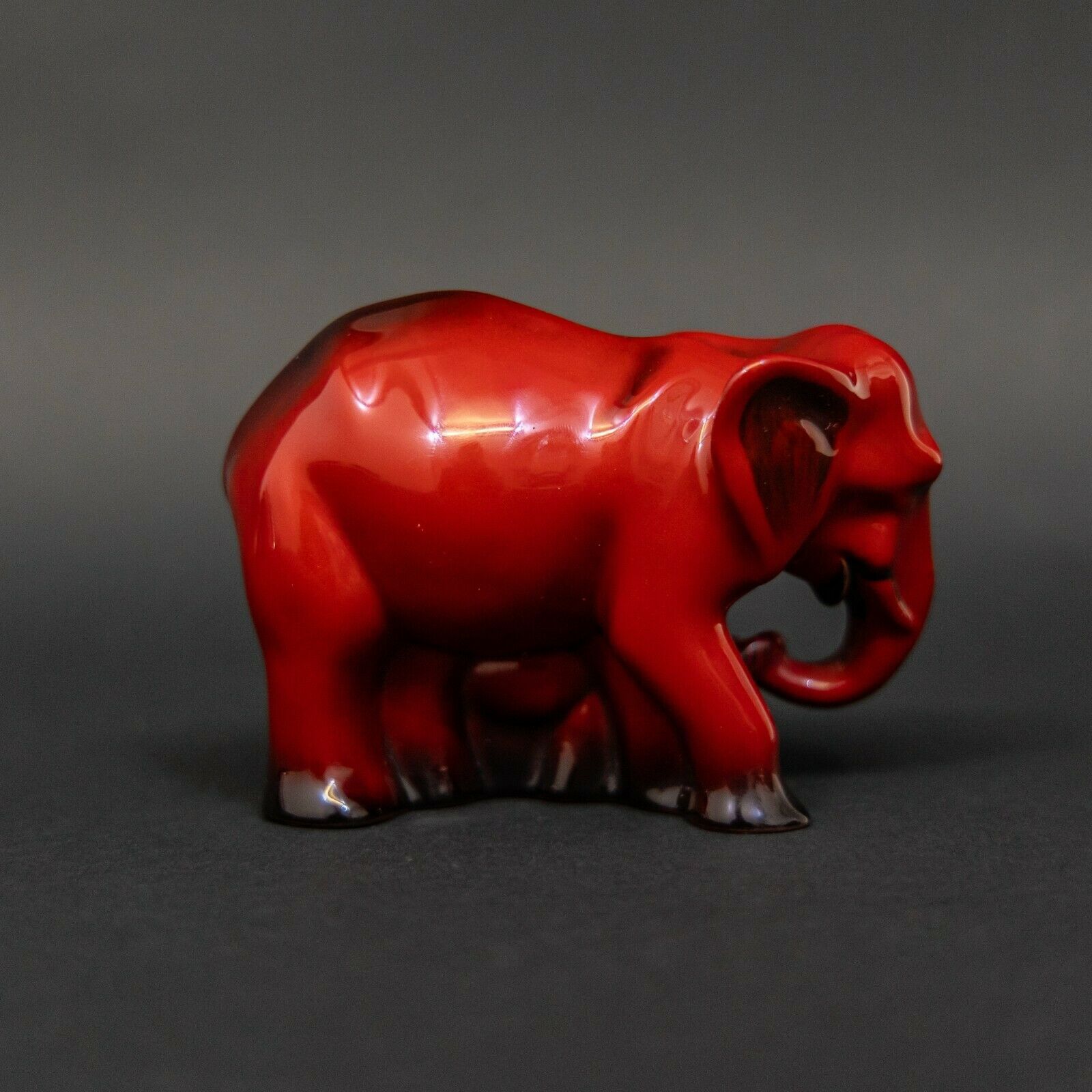 Royal Doulton Flambe Elephant And Young photo vinterior
