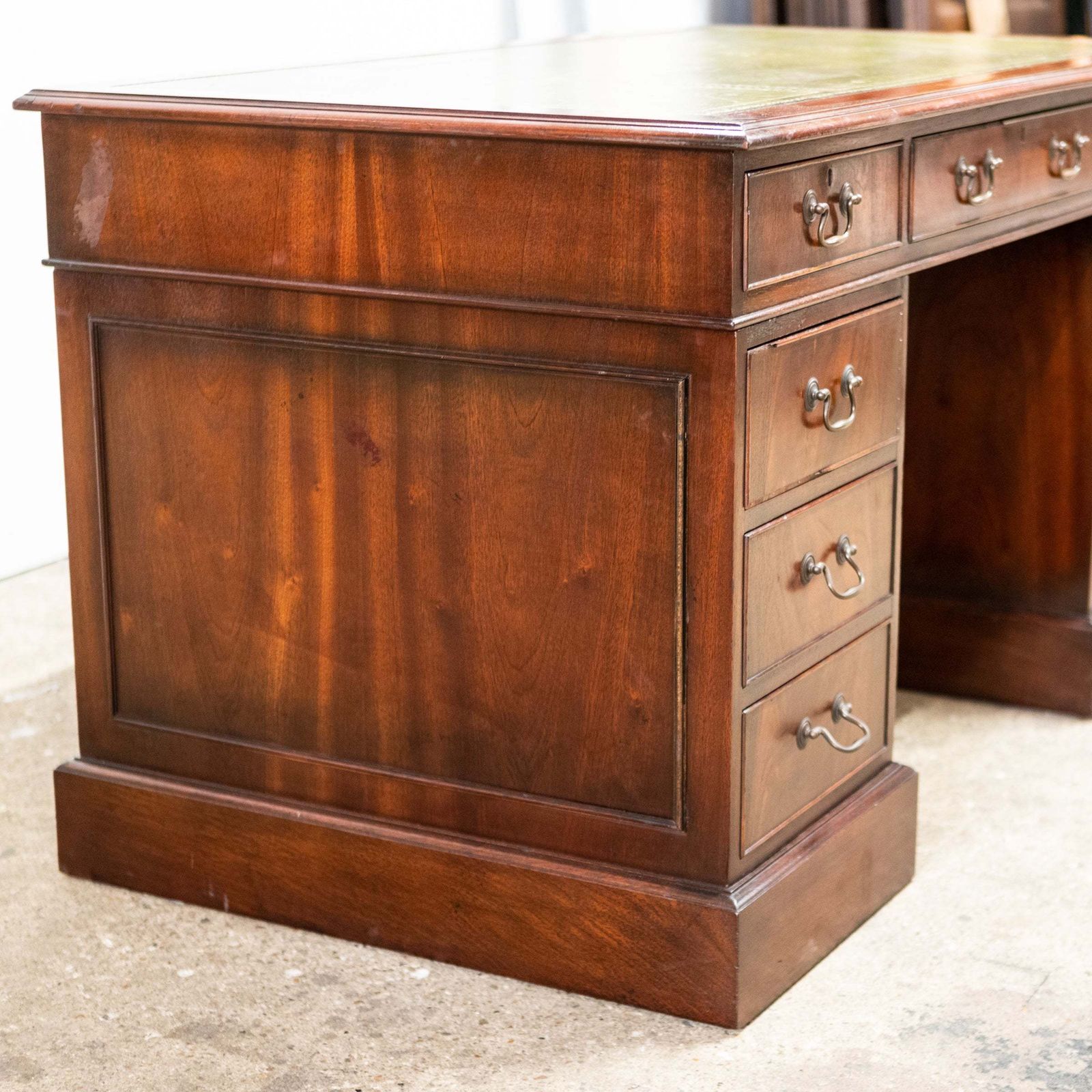 Reclaimed Flame Mahogany Pedestal Desk | Charles Barr photo 850.0