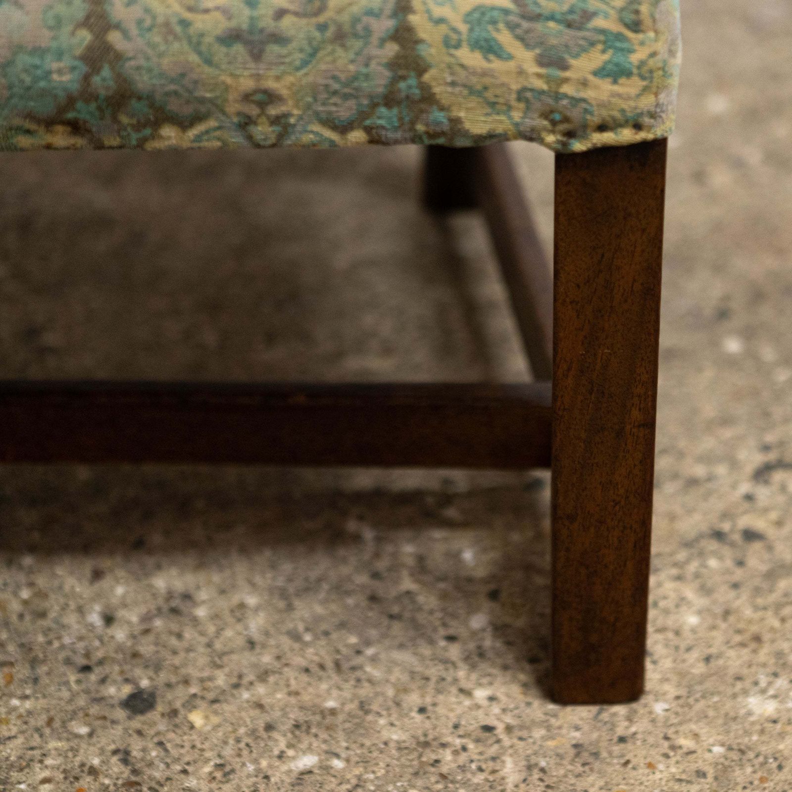 950.0 Pair Of Antique Georgian Mahogany Side Chairs photo