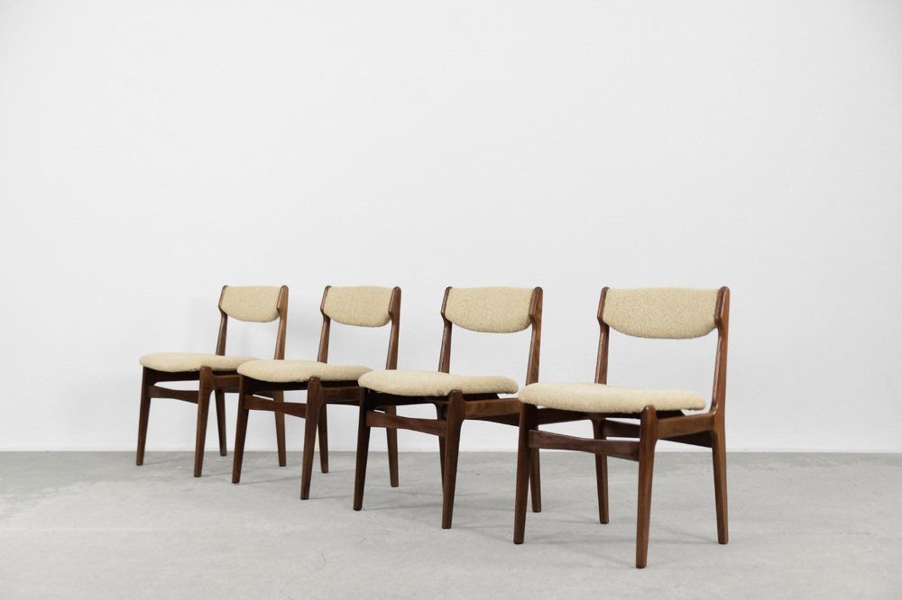 photo furniture Mid Century Modern Scandinavian Teak Dining Chairy, 1960s, Set Of 4