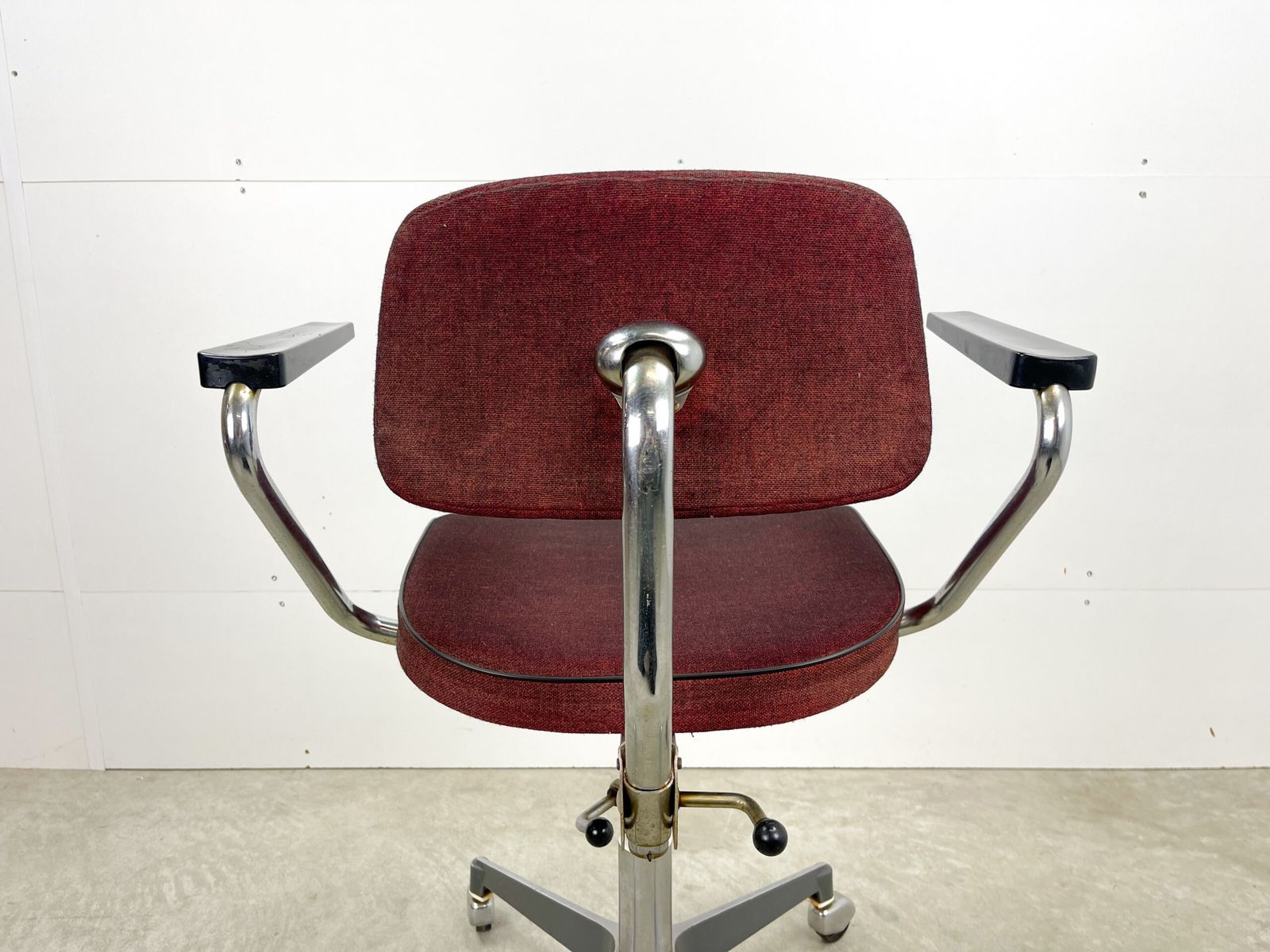 Office Chair With Armrests photo buy