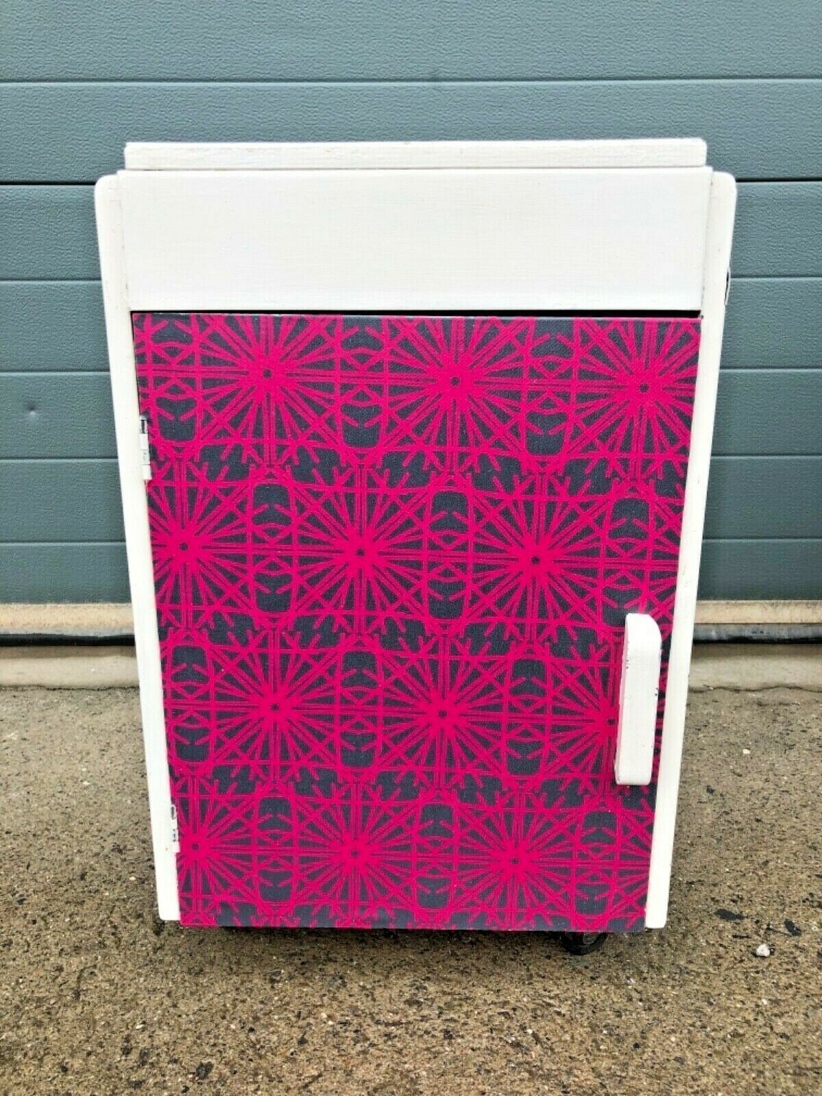 Mid Century Unique Funky Pair Of Upcycled Bedside Cabinets / Bedside Lamp Tables photo for sale
