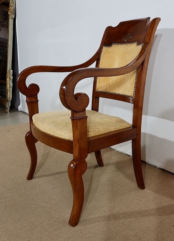 photo buy Pair Of Walnut Armchairs  Restoration Period   1st Part Of The 19th Century