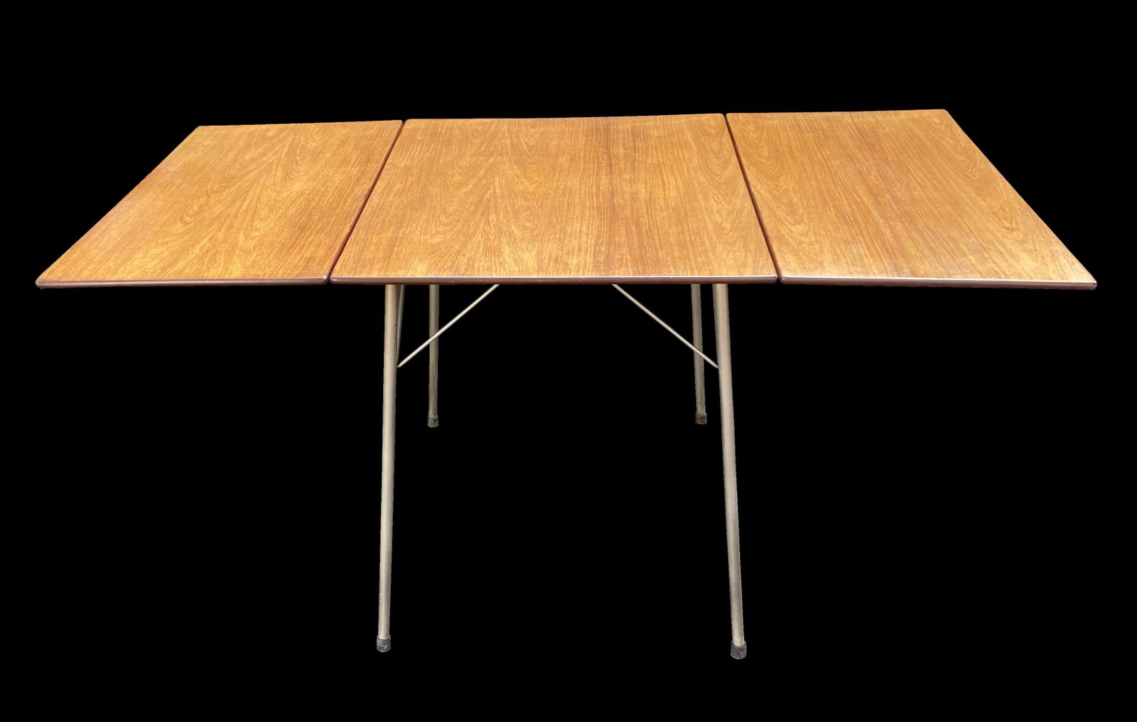 'Ant Table Model 3601' By Arne Jacobse For Fritz Hansen
