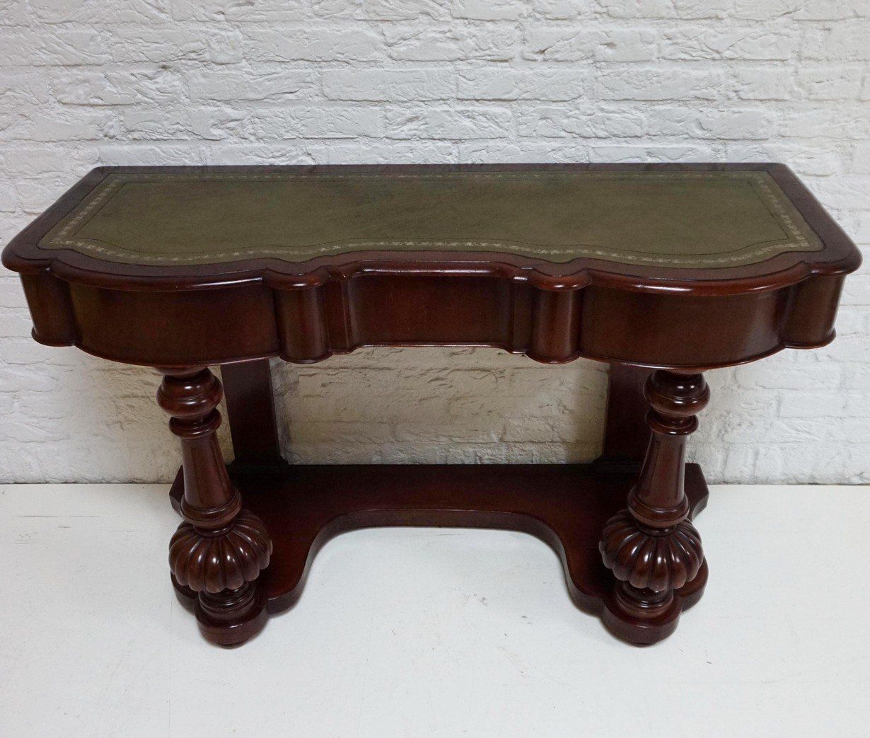 photo vinterior Biedermeier Mahogany Wall Console Table Or Desk With Leather Inlay Top And Drawer