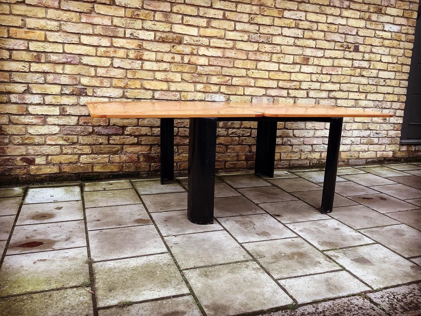1980’s Extendable Dinning Table photo 1000.0