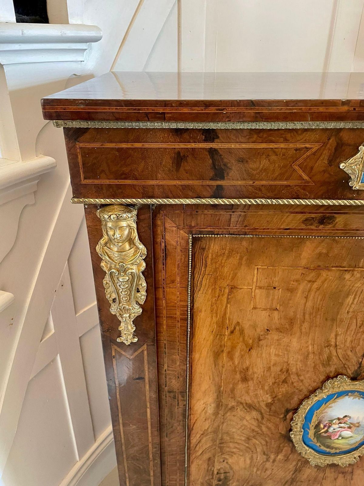 photo vinterior Fantastic Pair Of Antique Inlaid Burr Walnut And Porcelain Mounted Pier Cabinets