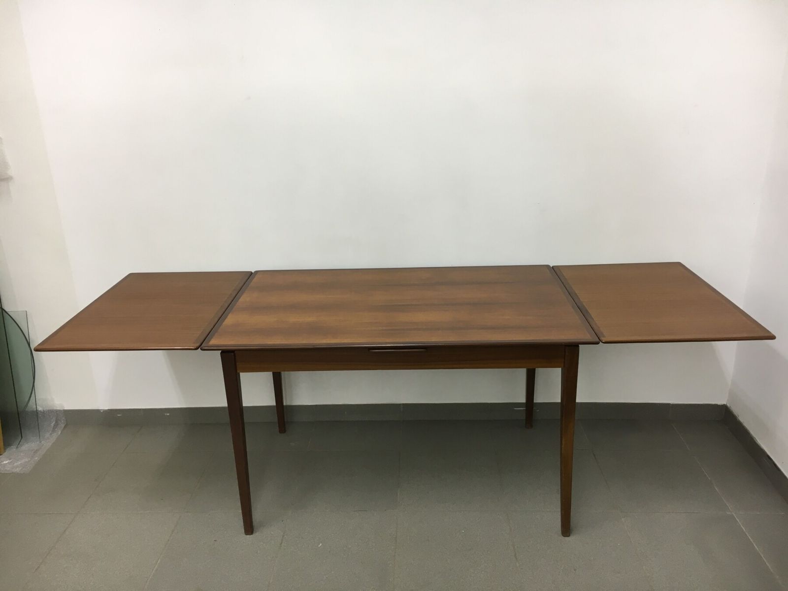 Mid Century Design Extendable Dining Table, 1960’s photo vintage