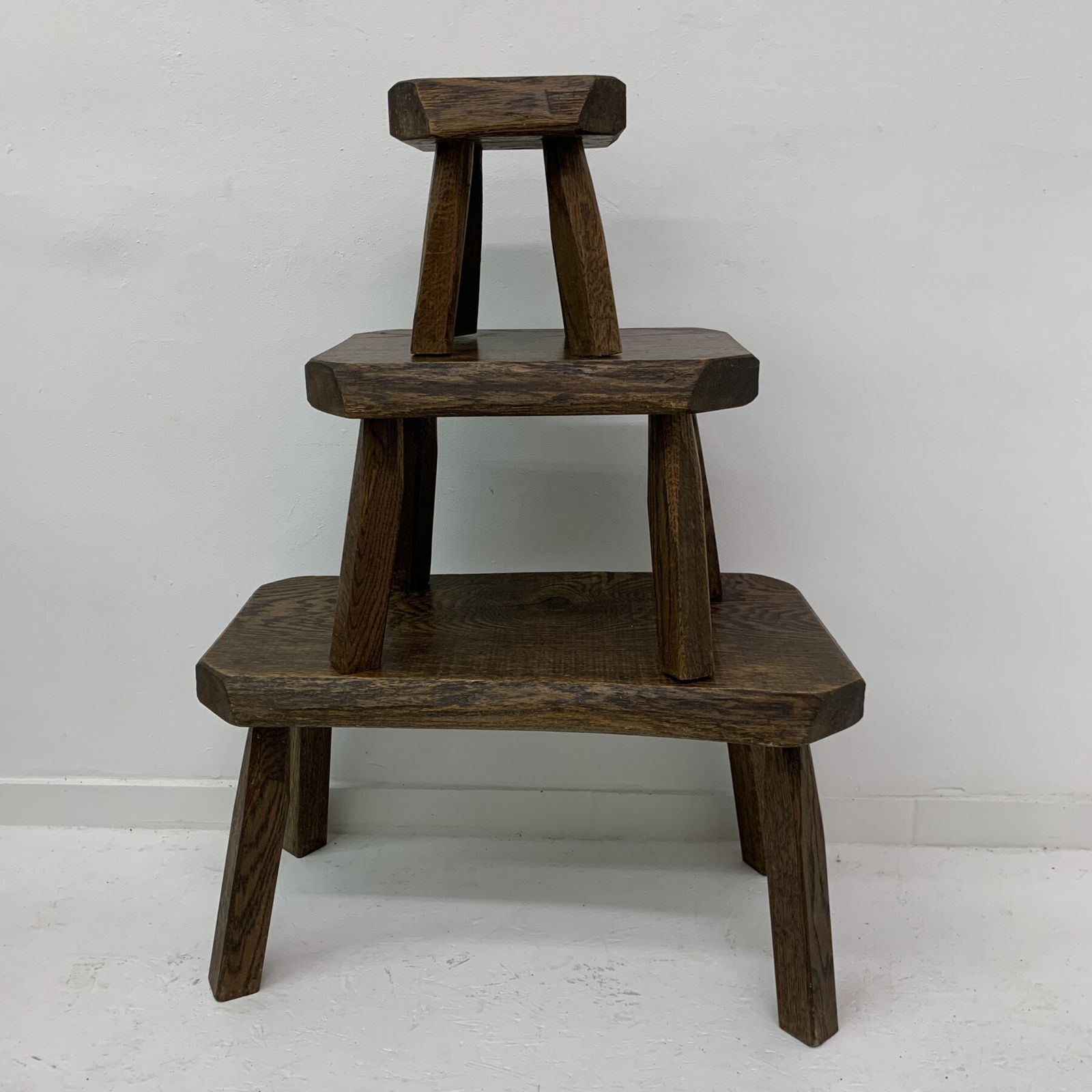 Set Van 3 Brutalist Eiken Bijzettafels, Jaren 1970 photo 700.6