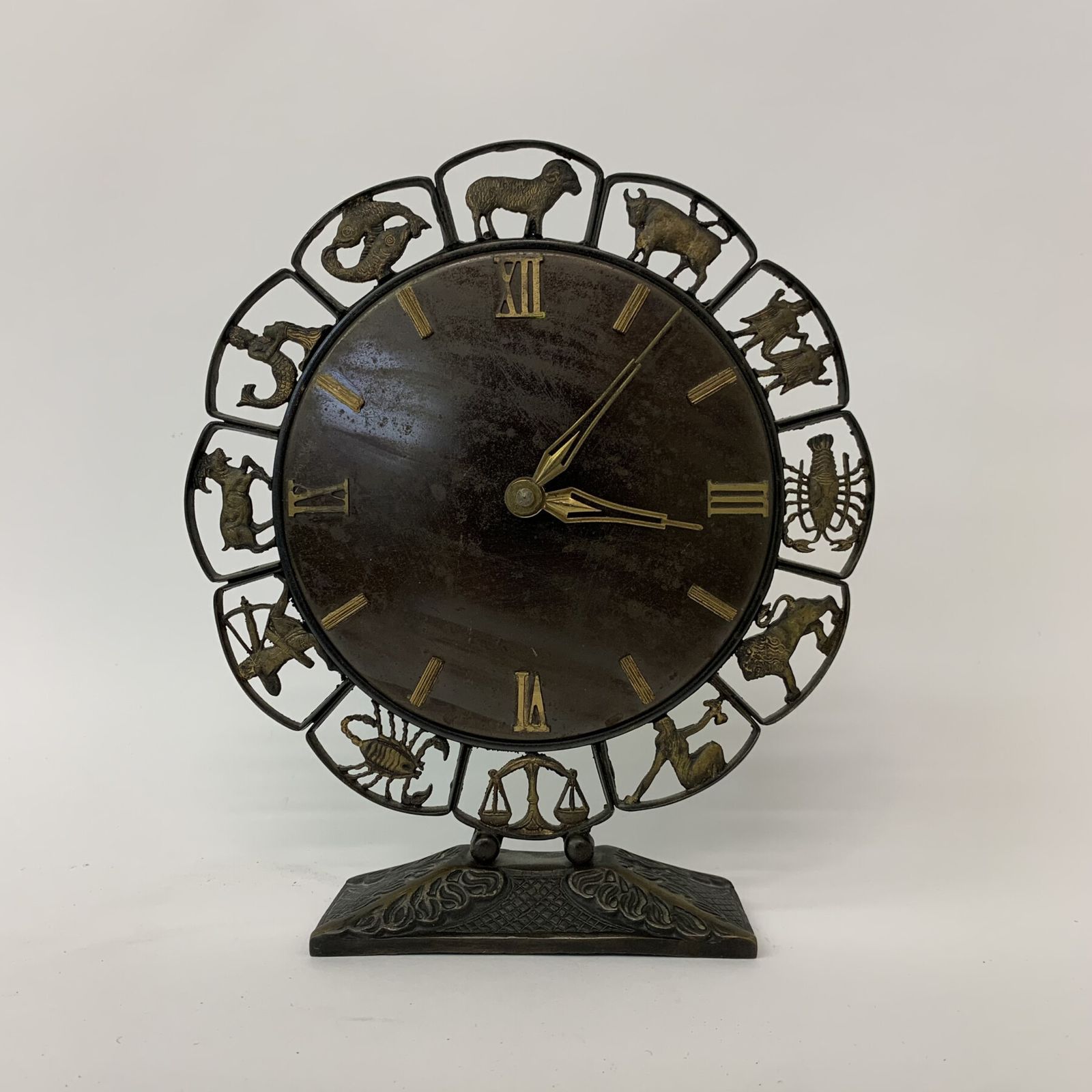 Junghans Modernist Zodiac Clock, Jaren 1970