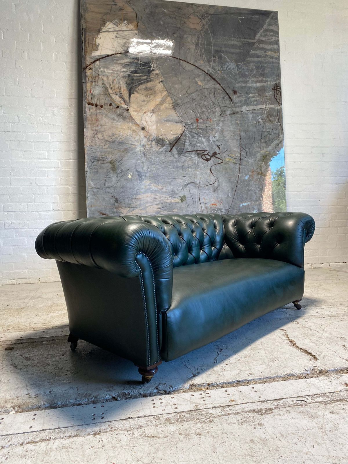 Furniture Antique 19thc Chesterfield In Bank Of England Green photo