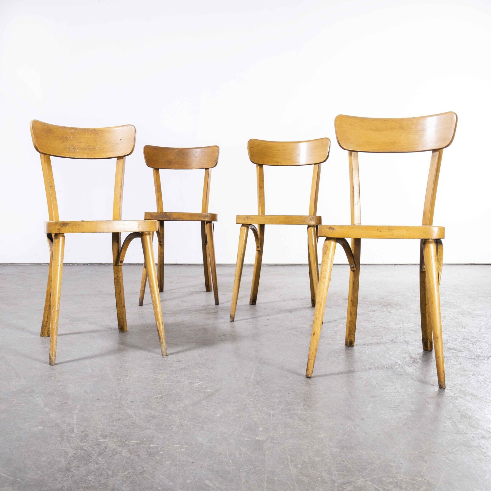 1950’s Baumann Bentwood Saddle Back Dining Chair – Honey – Set Of Four