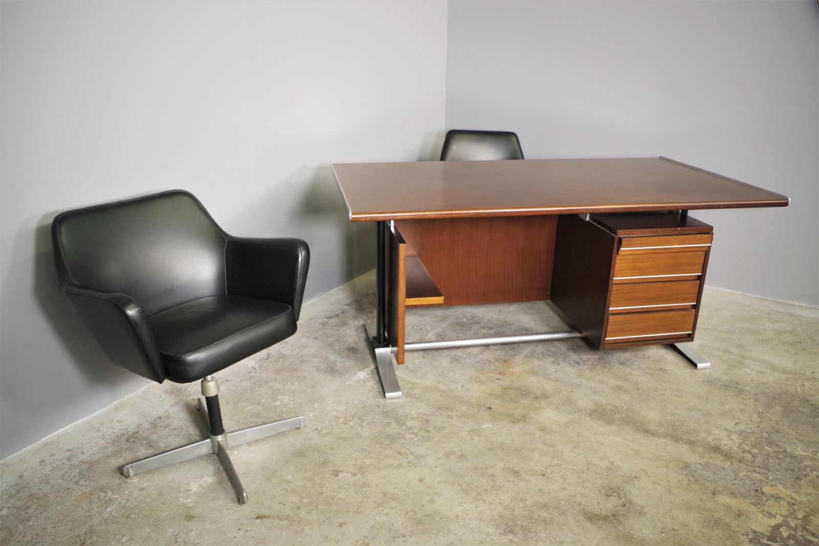 photo furniture Desk Set And 2 Fantoni Chairs, 60s