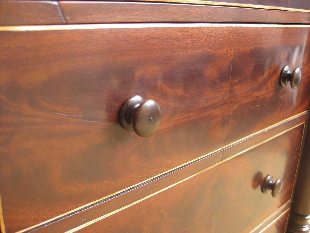 Petite Mahogany Chest Of Drawers photo 795.0