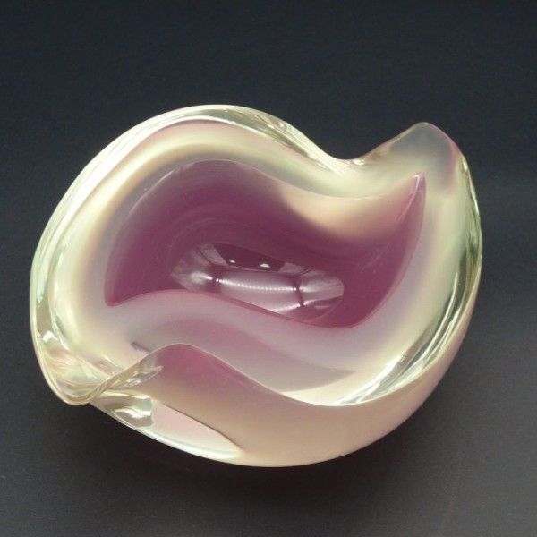 Murano Glass Ashtray By Archimede Seguso In Pink. 1950   1959 photo for sale