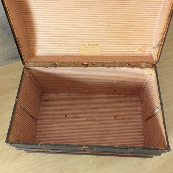 Antique Chest   Trunk By Georg Theodor Zipf Freiburg. 1880   1900 photo 436.0