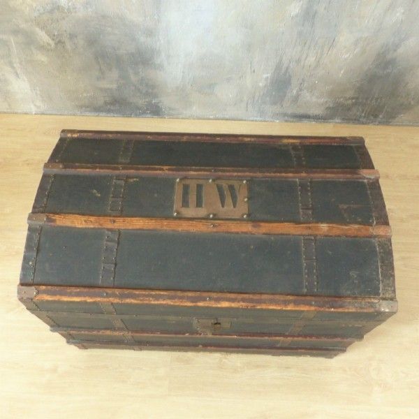 Antique Chest   Trunk By Georg Theodor Zipf Freiburg. 1880   1900 photo vinterior