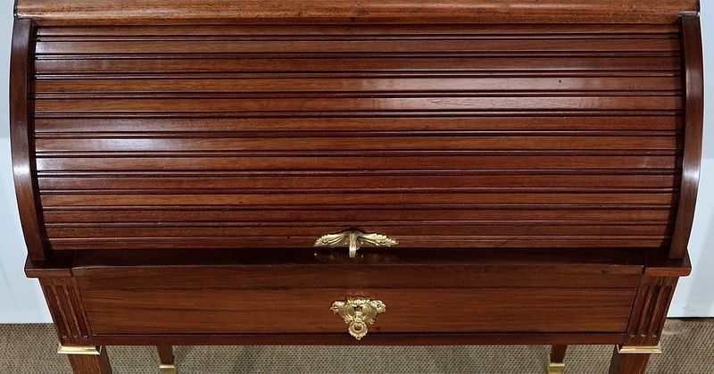 Small Mahogany Cylinder Desk, Louis XVI Style, Late 19th Century photo vinterior