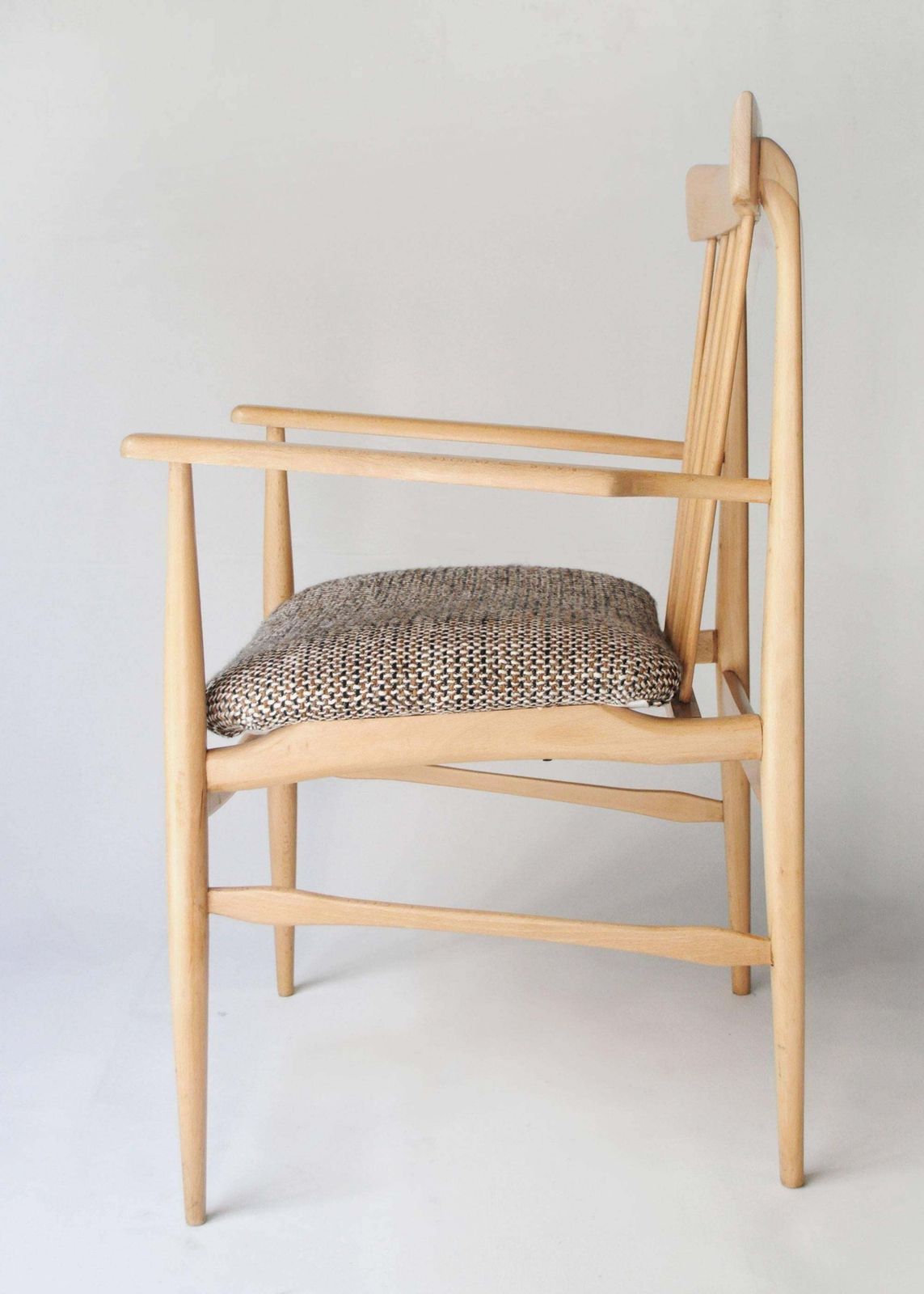 Mid Century Modern Beige Beechwood American Armchair, United States, 1950 photo Furniture