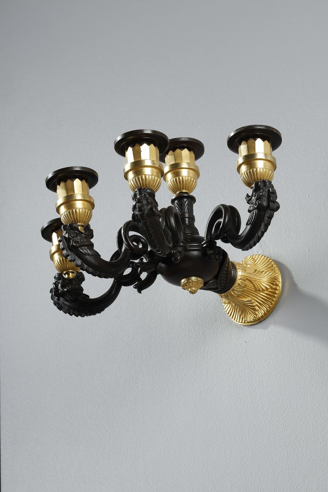 3047.0 Pair Of Restauration Period Sconces In Bronze photo